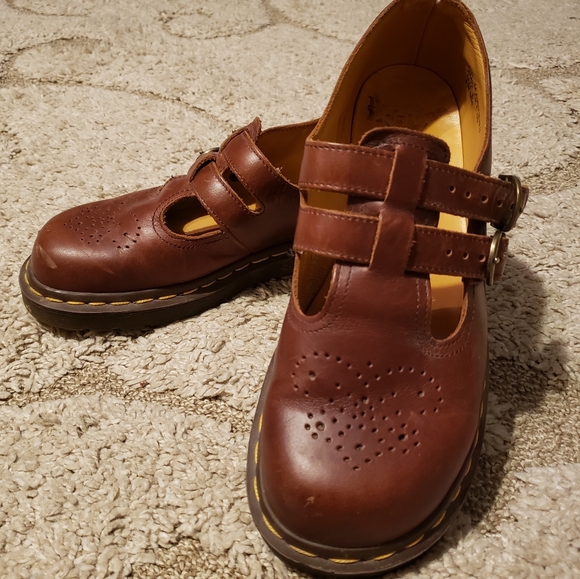 Dr. Martens Shoes - Dr. Martens vintage made-in-England brown leather Mary Janes Size 8 (UK 6)